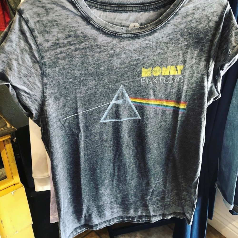 Tee